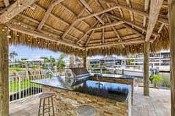 Casa Baybreeze - Luxury on Water