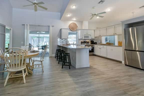 Redfish Retreat - 3/2 Pool Home
