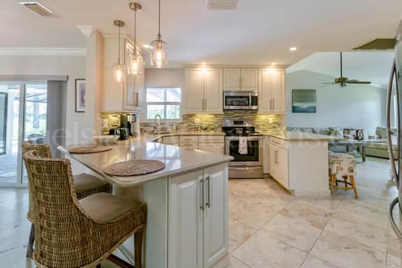 Pineland Palms - 3/2 Pool Home