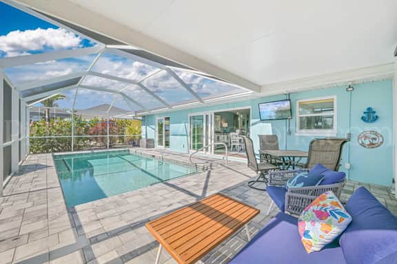 Blue Agave 2/2 Waterfront w/Pool (No Pet Fees!)