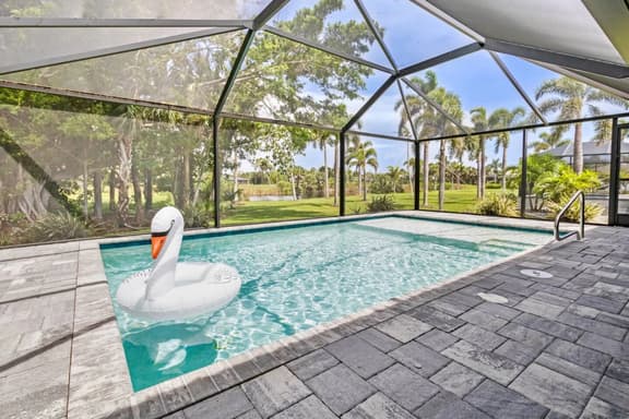 Redfish Retreat - 3/2 Pool Home